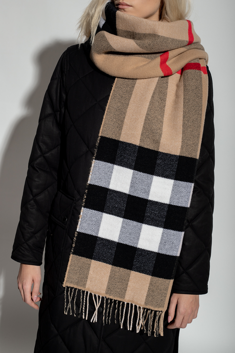 Burberry cheap circle scarf